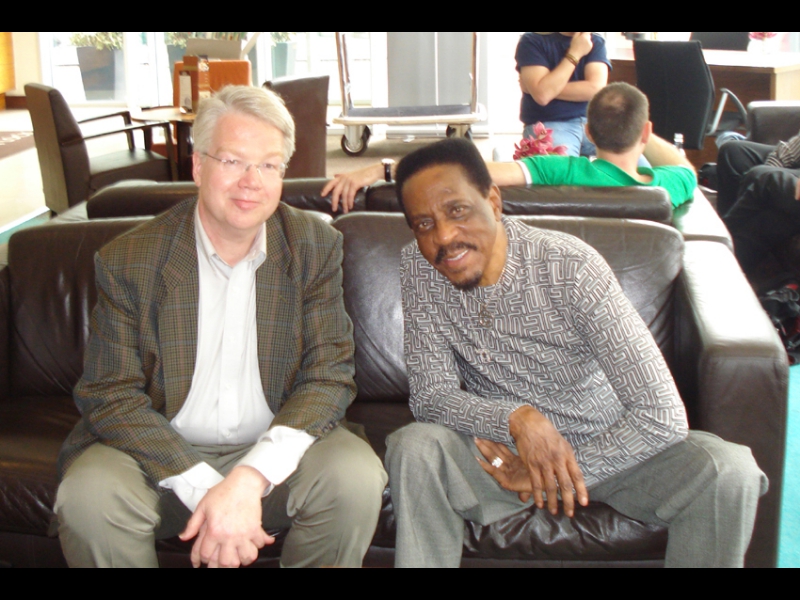 London, April 2007: Ike in Europe! Ike Turner having a chat with Jochen Becker from ZOHO.