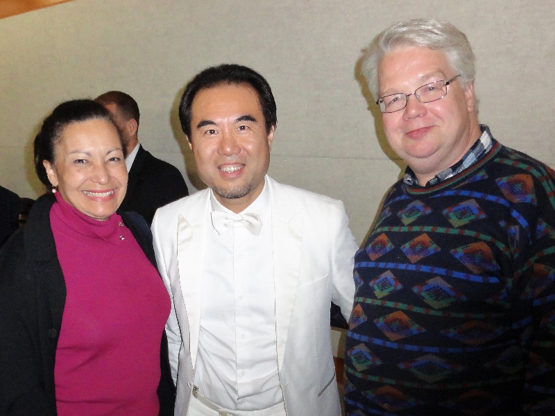 November 5, 2011: Jochen and Iris reuniting with Classical pianist Tian Jiang from Shanghai whom we first were introduced to almost 15 years ago.