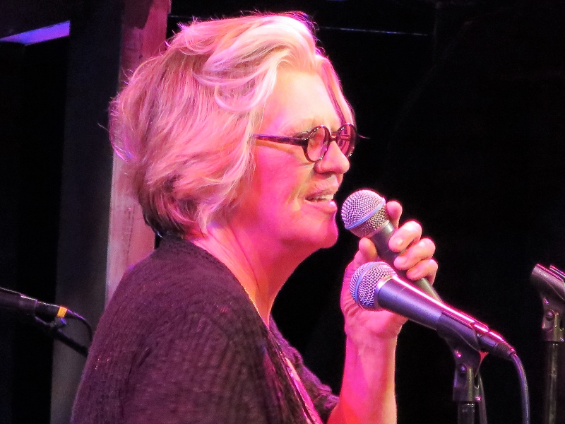 September 19, 2015: what a great pleasure it was to re-connect with R & B singer Bonnie Bramlett whose stunning 2006 ZOHO CD release ROOTS, BLUES AND JAZZ reignited her singing (and acting) career almost ten years ago! Bonnie was performing at a charity concert in Connecticut.
