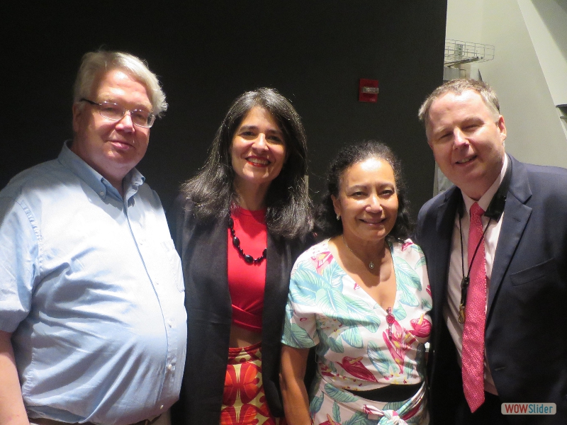 August 15, 2018: back stage during intermission of the Trio da Paz concert: Jochen and Iris saying hello to special guests, the beautiful singer Maucha Adnet, and saxophonist Harry Allen.