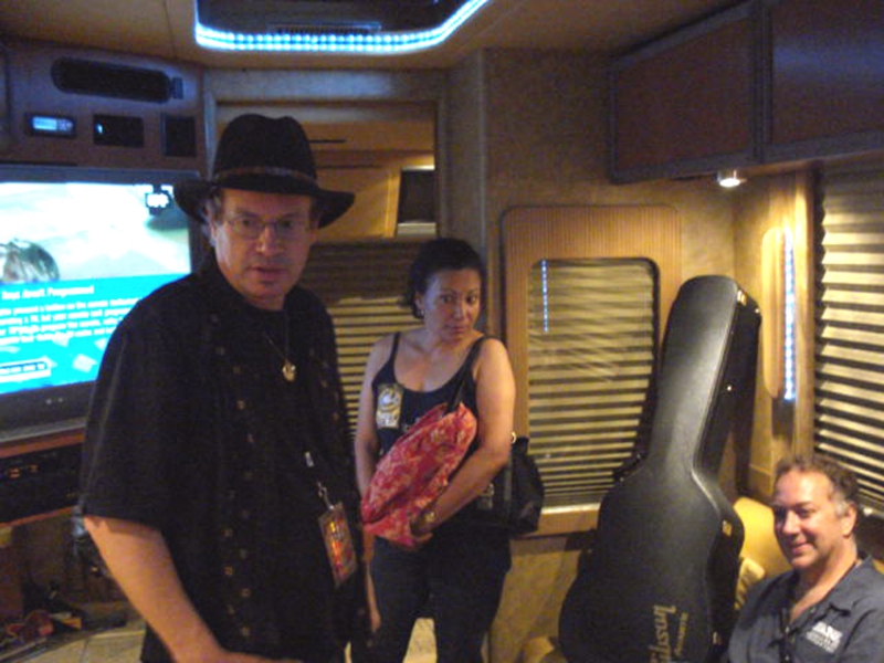 Albany, NY, June 9, 2007: Following the Hank Williams jr concert, Jimmy invited the ZOHO crew backstage, into one of the two luxury tour buses transporting the sidemen and road crew.
