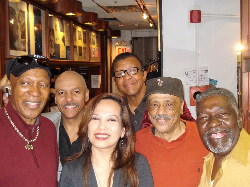 April 18, 2011: ZOHO artists The Persuasions at the New York Blue Note Jazz Club! Introducing to them one of our newest female ZOHO artists, Japanese jazz singer Charito!