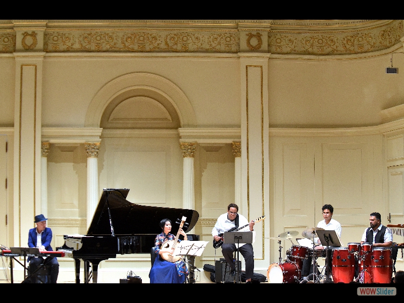 September 21, 2018: From left: Dongfeng Liu, piano. Min Xiao-Fen, pipa. John Benitez, electric bass. Francis Benitez, bass. Roberto Quintero, Latin percussion and sound effects. Photo: Melanie Futorian.